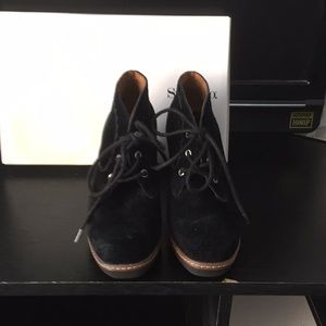 Naturalizer Suede Women Black Ankle Boots